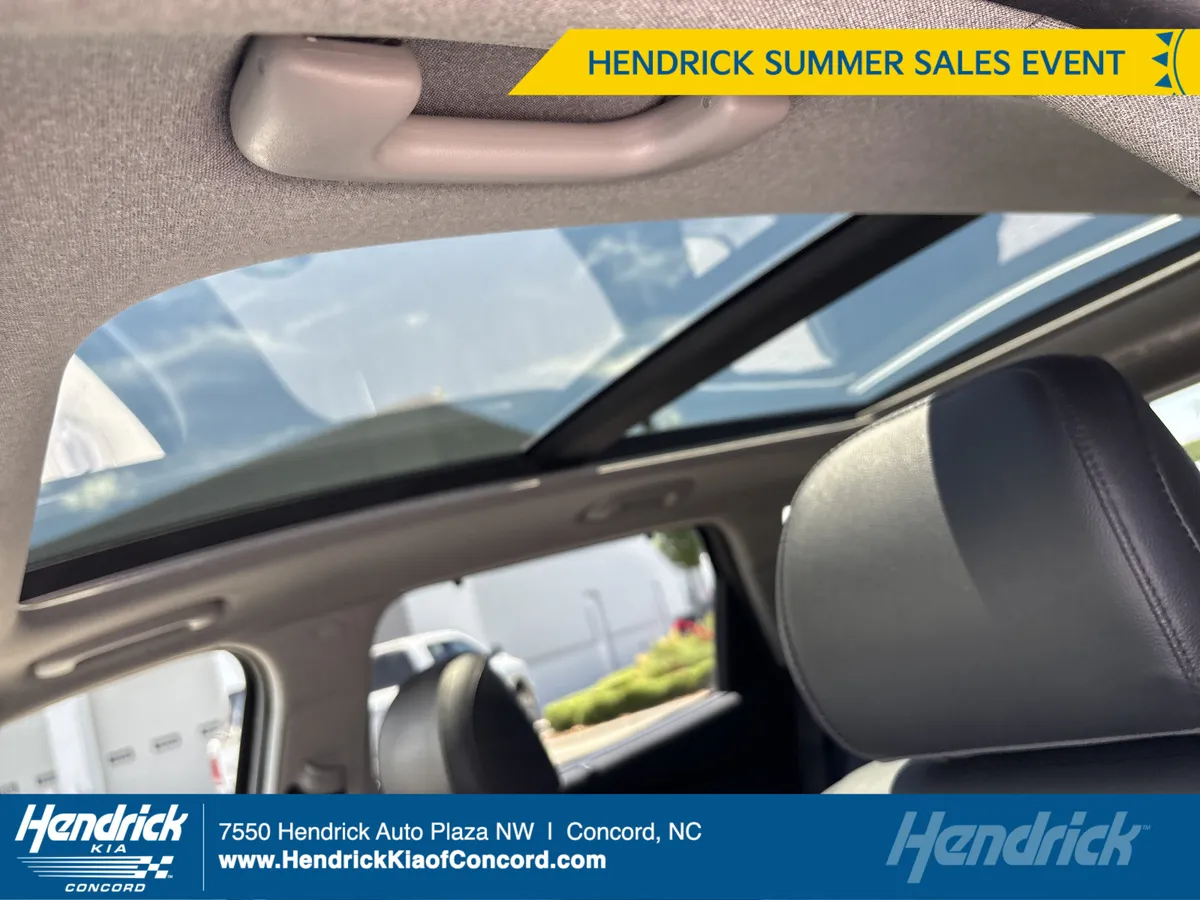 2020 Hyundai Santa Fe SEL thumbnail 17