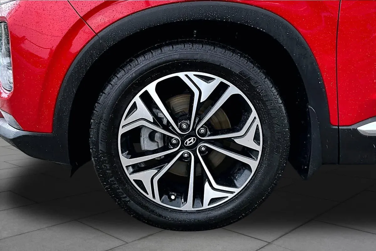 2020 Hyundai Santa Fe SEL thumbnail 11