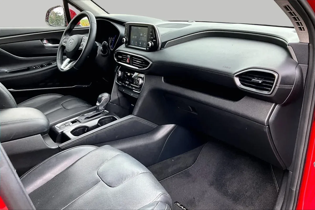 2020 Hyundai Santa Fe SEL thumbnail 19