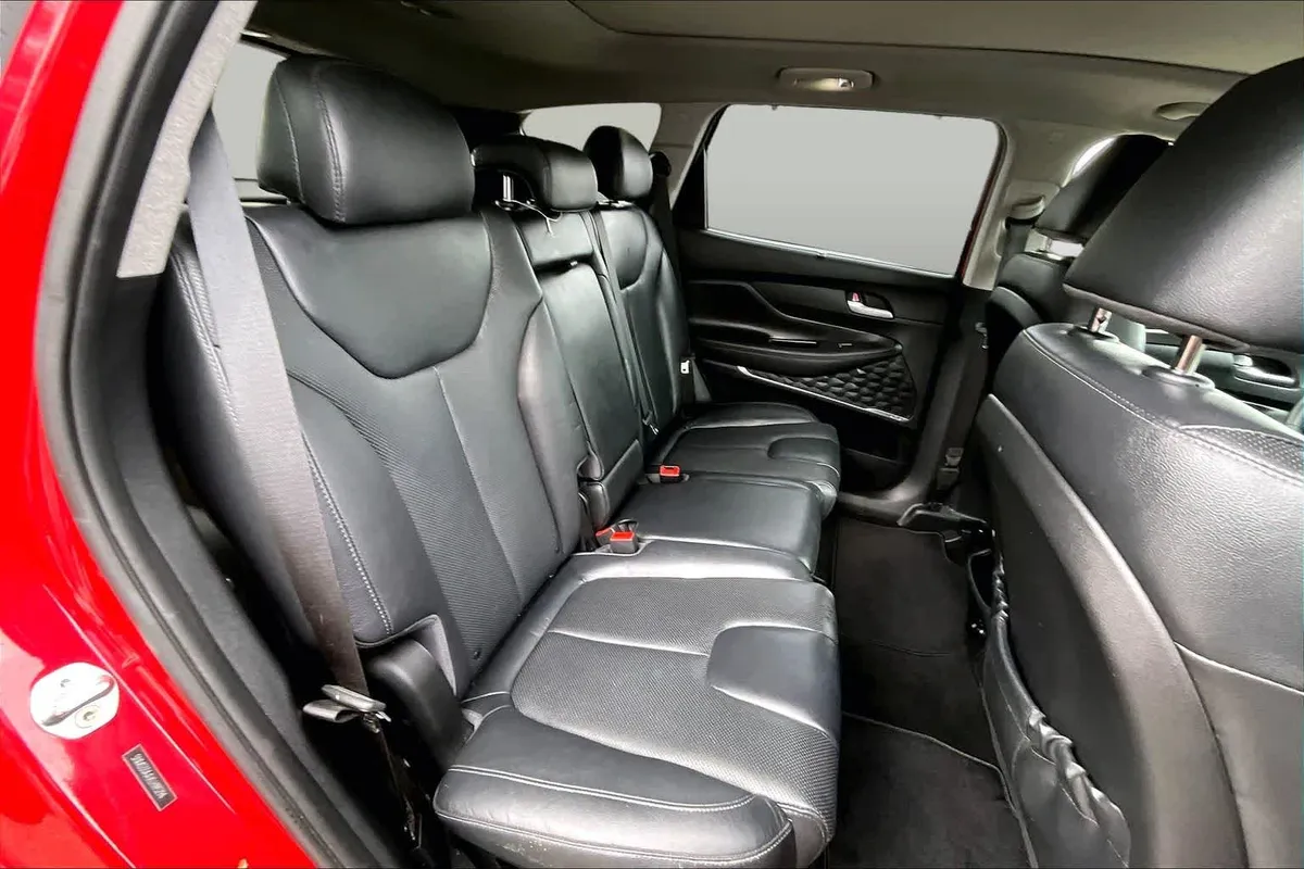 2020 Hyundai Santa Fe SEL thumbnail 20