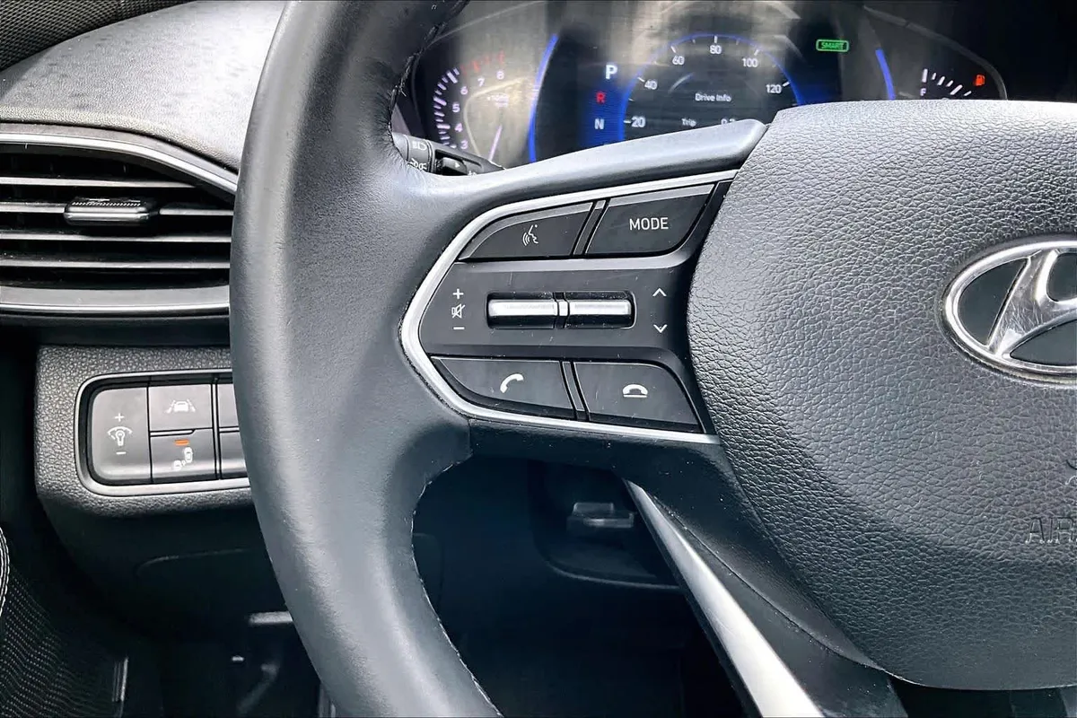 2020 Hyundai Santa Fe SEL thumbnail 22