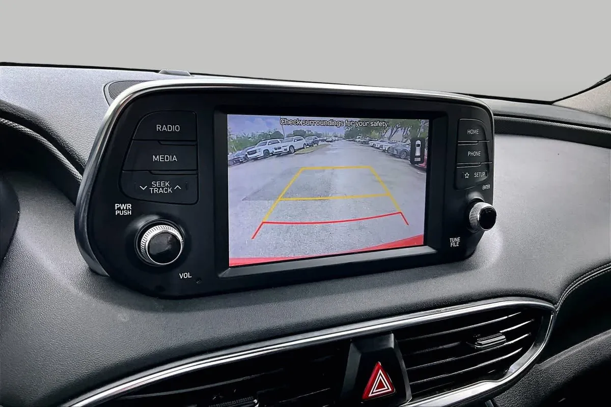 2020 Hyundai Santa Fe SEL thumbnail 25