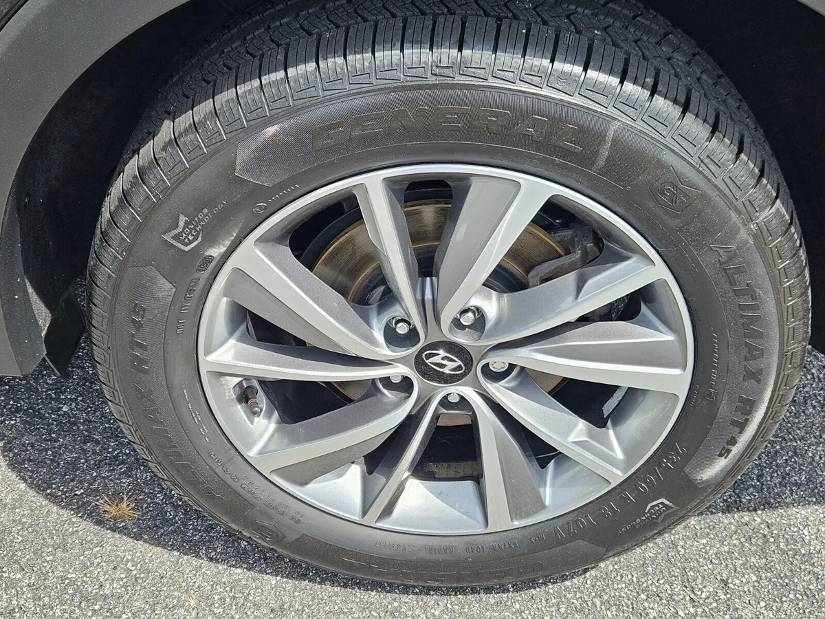 2020 Hyundai Santa Fe SEL thumbnail 10
