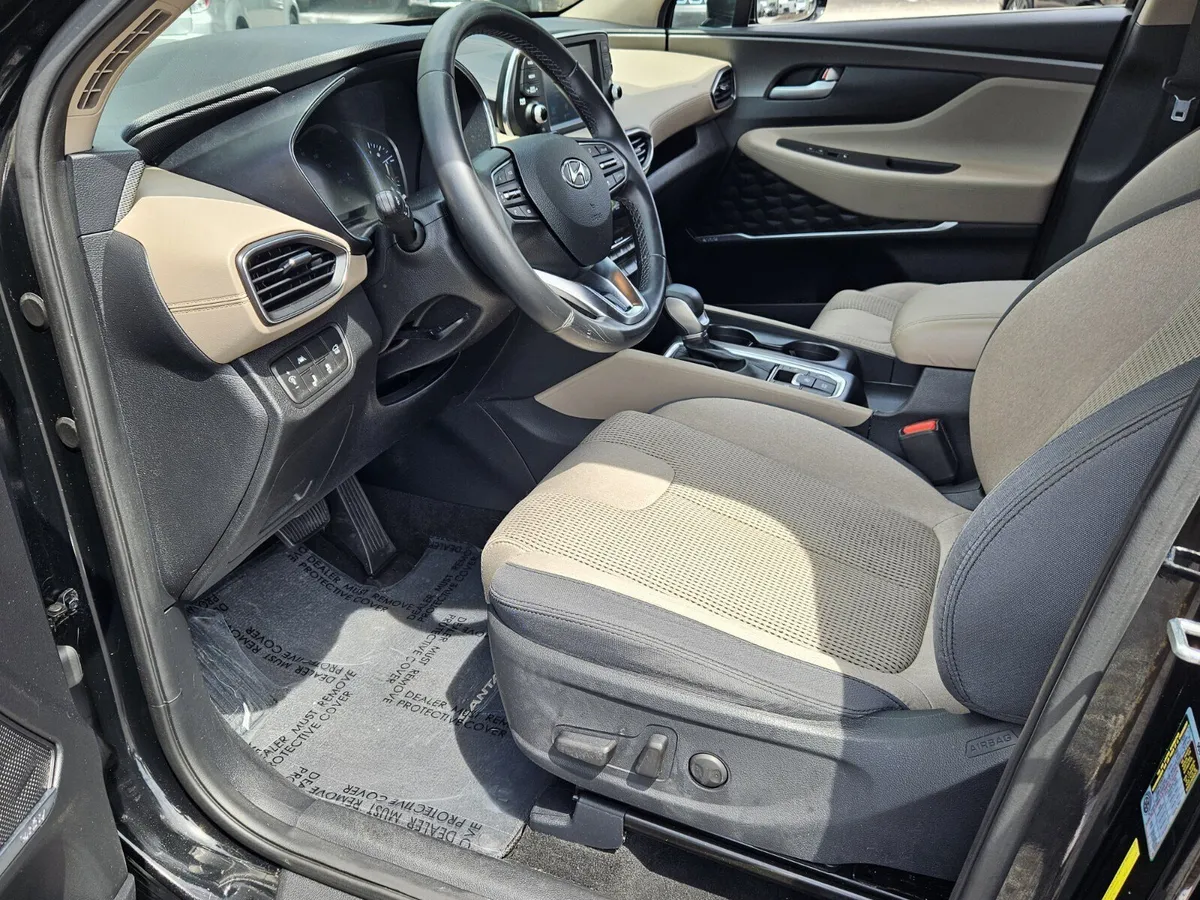 2020 Hyundai Santa Fe SEL thumbnail 15