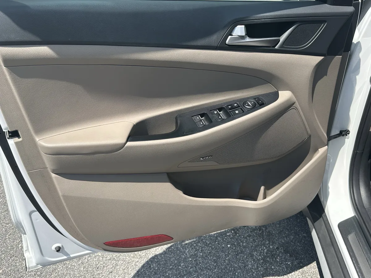 2020 Hyundai Tucson Ultimate thumbnail 12