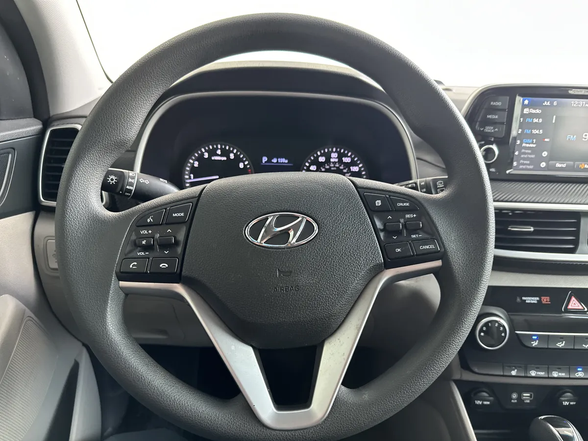 2020 Hyundai Tucson Value thumbnail 16