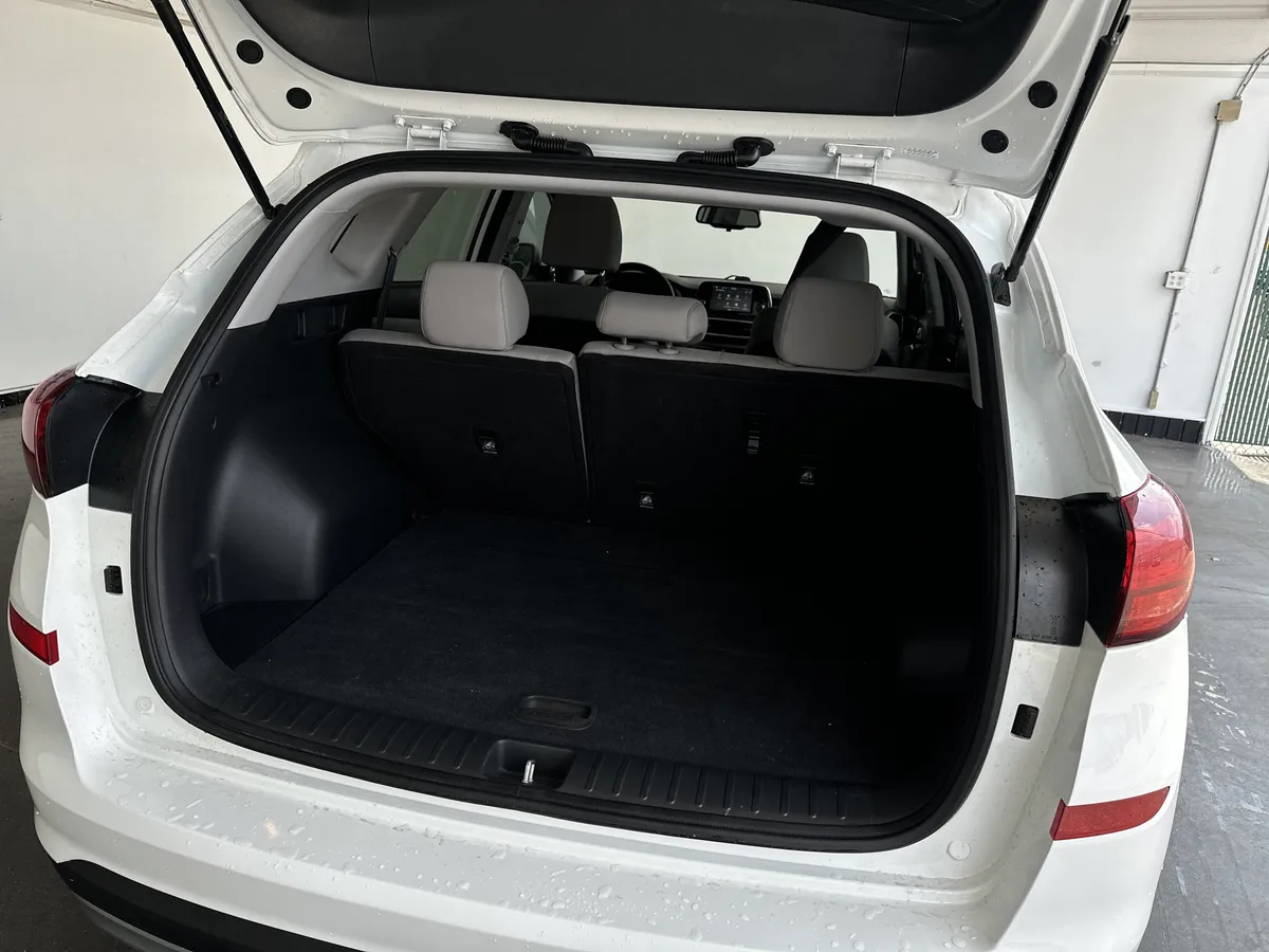 2020 Hyundai Tucson Value thumbnail 28