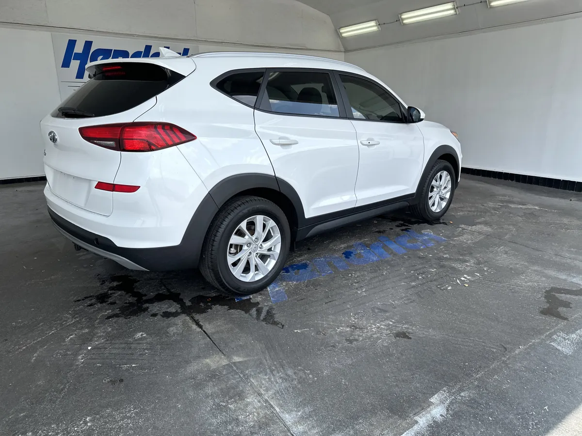 2020 Hyundai Tucson Value thumbnail 8