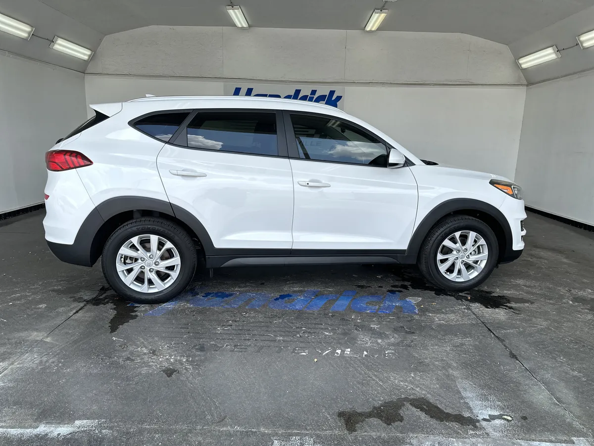 2020 Hyundai Tucson Value thumbnail 9