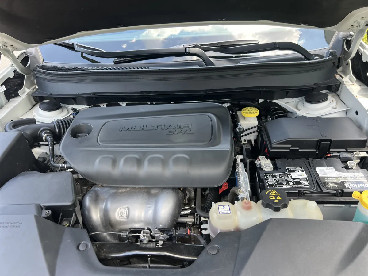 2020 Jeep Cherokee Limited thumbnail 33