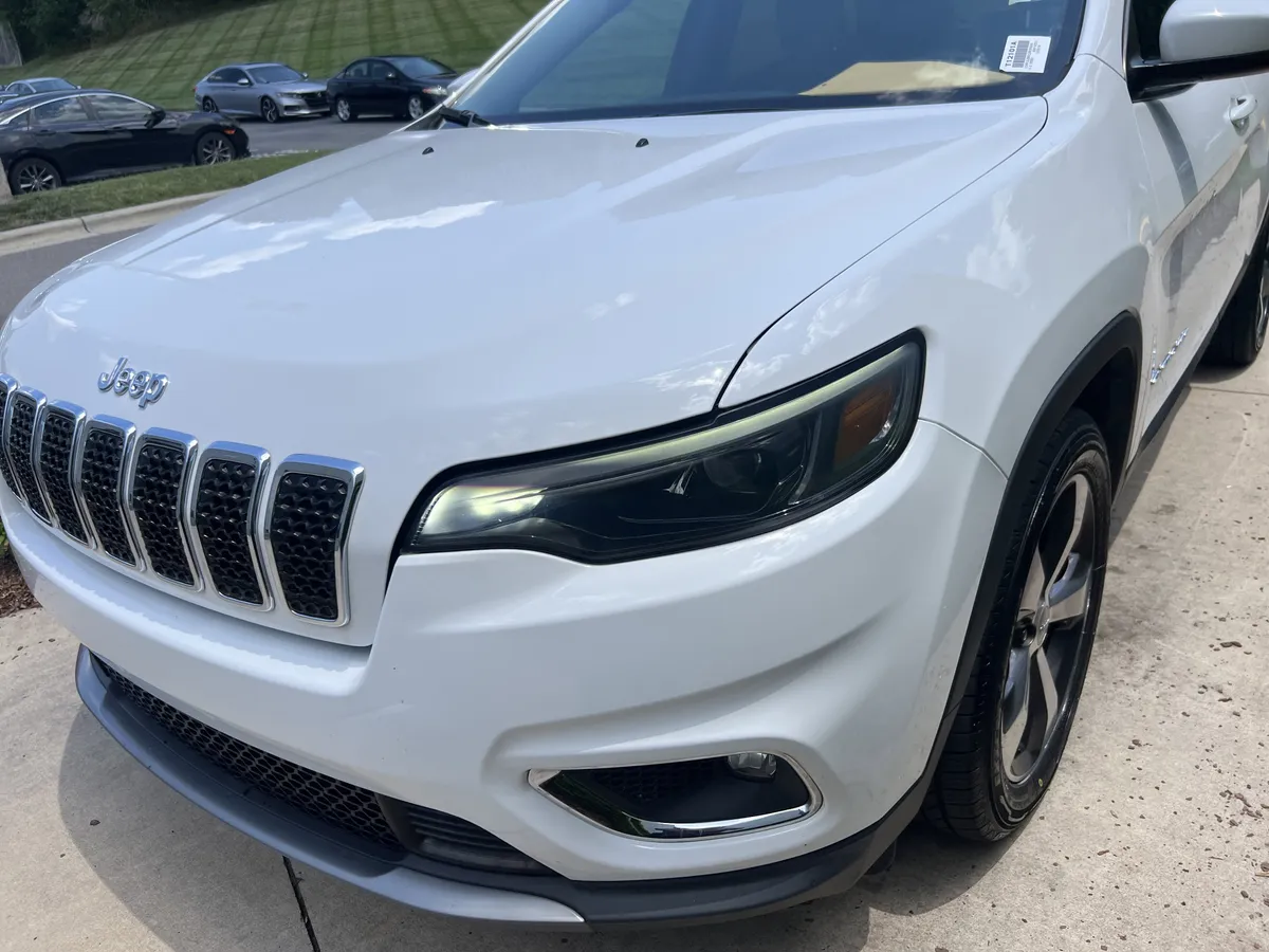 2020 Jeep Cherokee Limited thumbnail 5