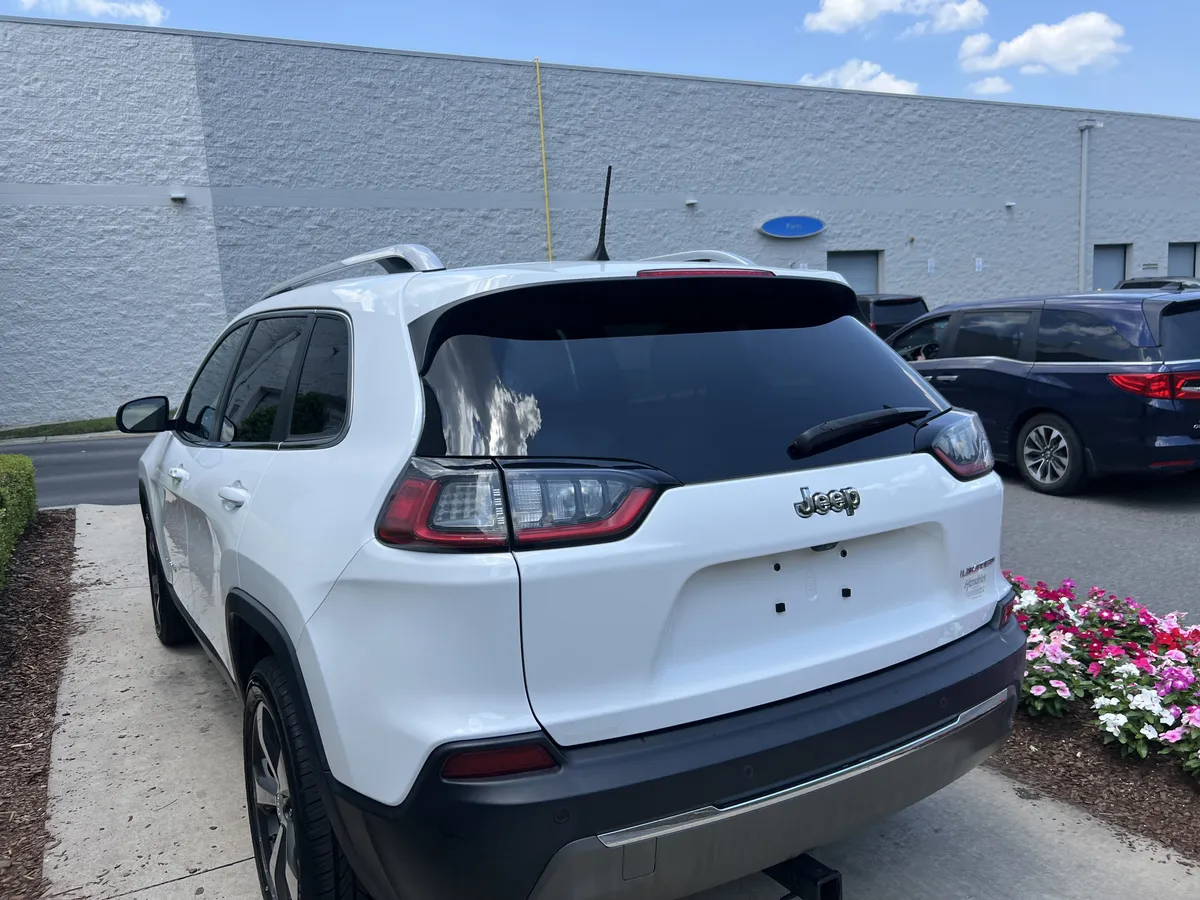 2020 Jeep Cherokee Limited thumbnail 7