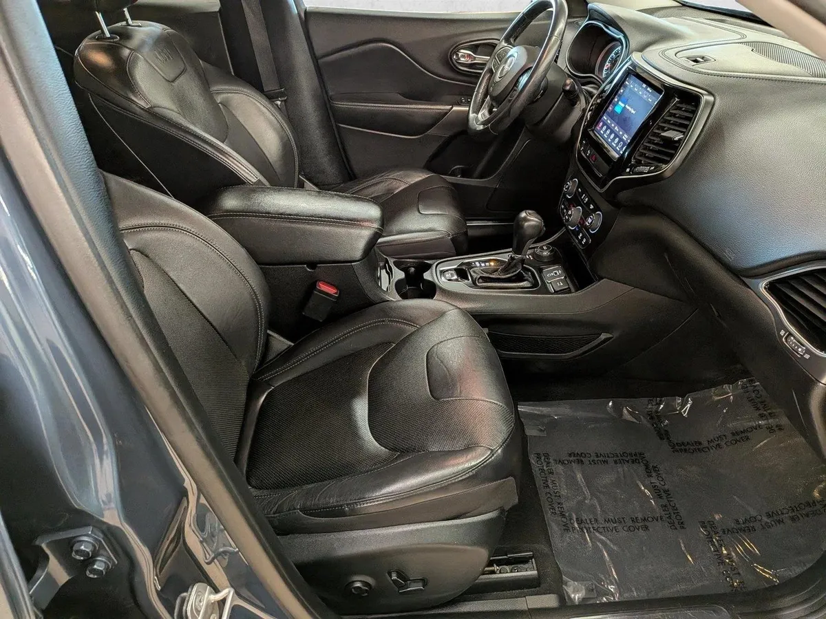 2020 Jeep Cherokee Limited thumbnail 23