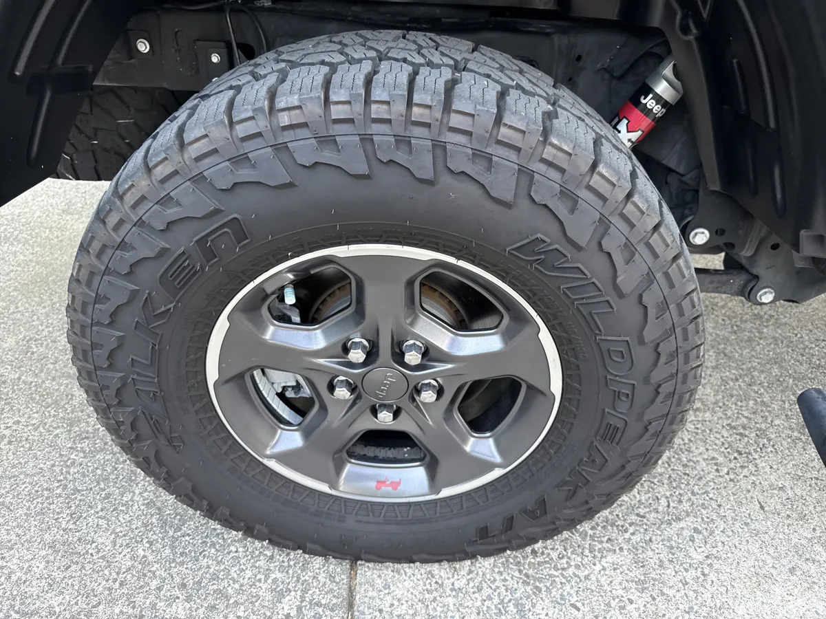2020 Jeep Gladiator thumbnail 19