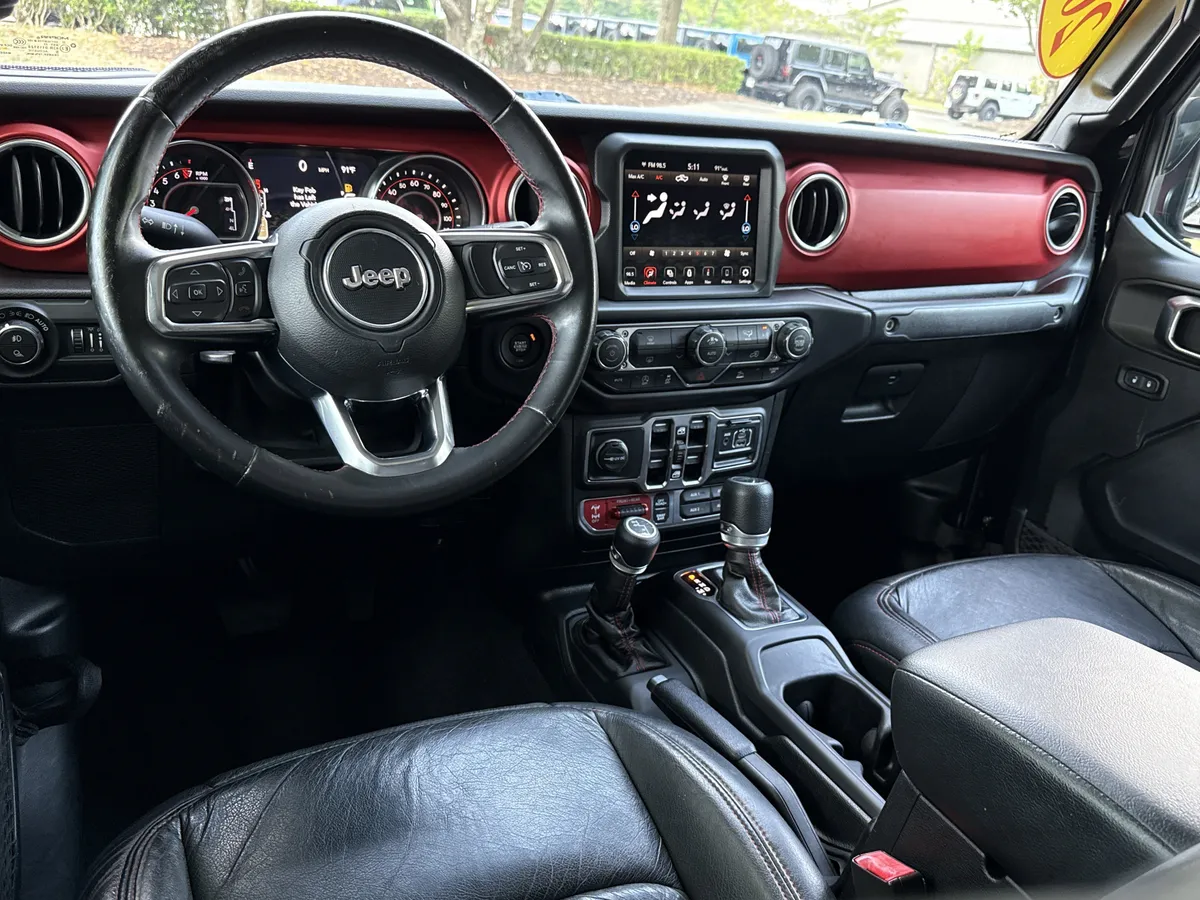 2020 Jeep Gladiator thumbnail 23