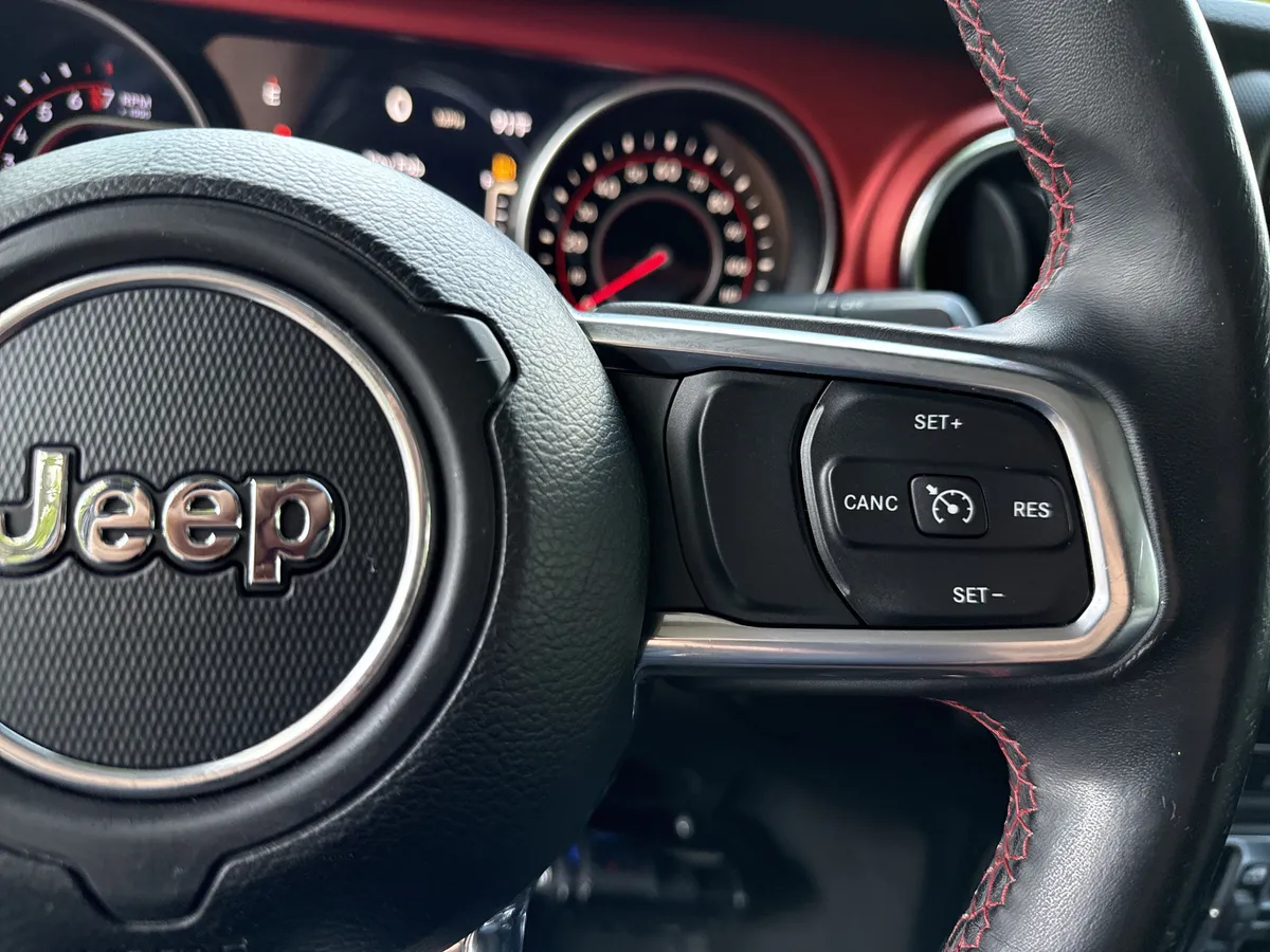 2020 Jeep Gladiator thumbnail 26