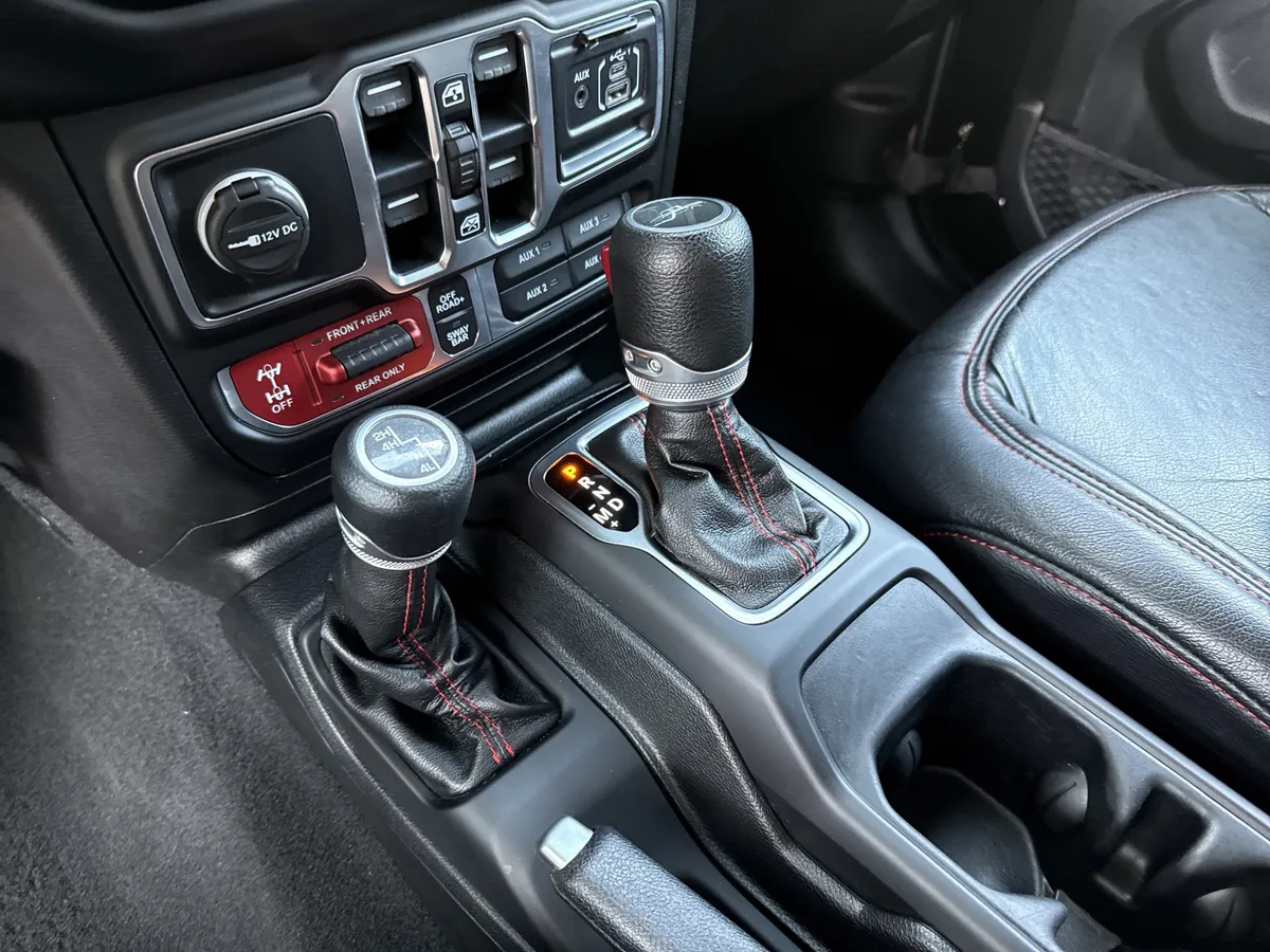 2020 Jeep Gladiator thumbnail 30