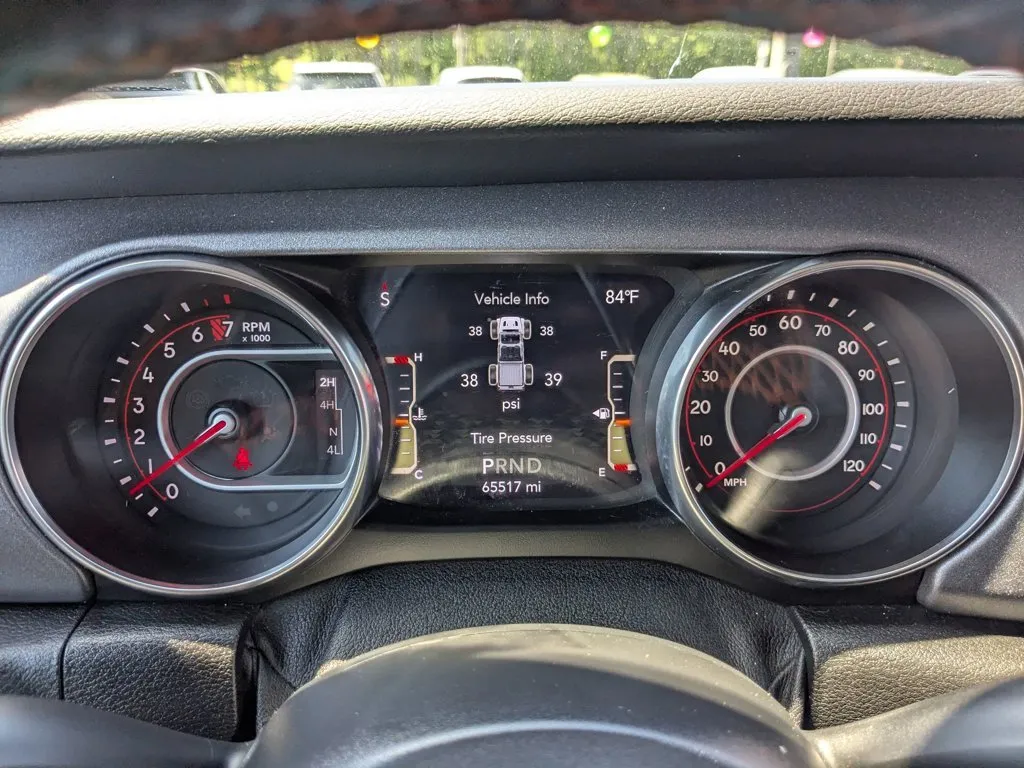 2020 Jeep Gladiator Mojave thumbnail 15