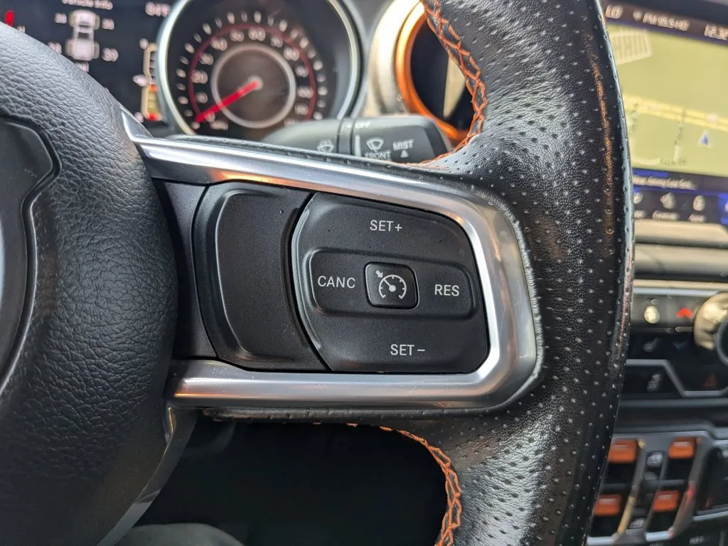 2020 Jeep Gladiator Mojave thumbnail 24