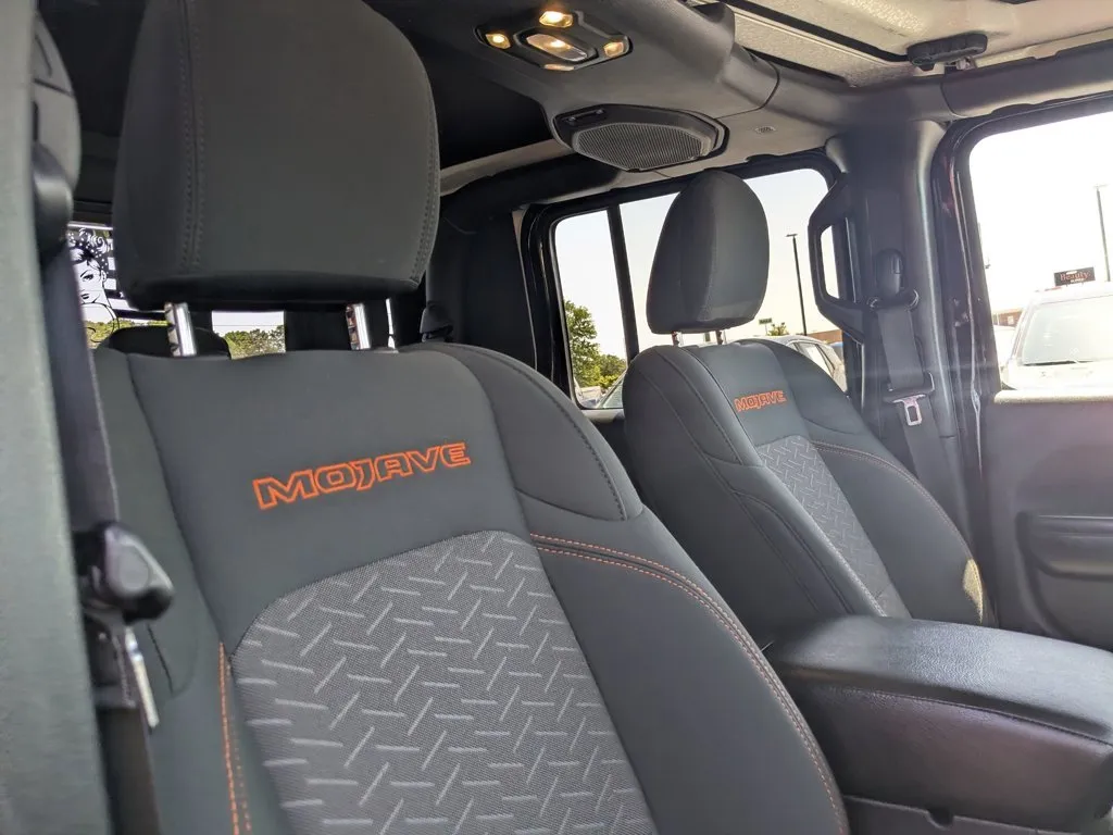 2020 Jeep Gladiator Mojave thumbnail 27