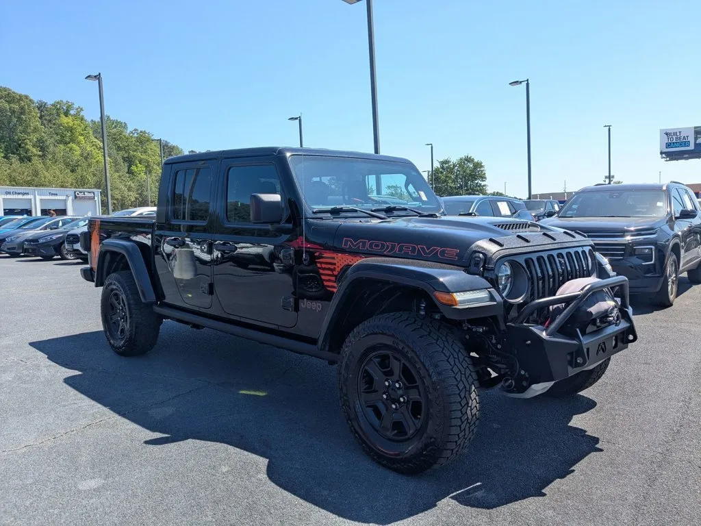2020 Jeep Gladiator Mojave thumbnail 3