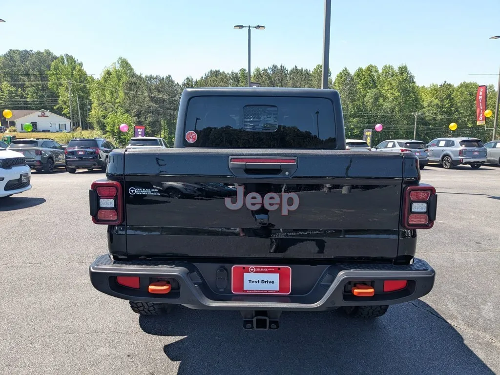 2020 Jeep Gladiator Mojave thumbnail 6