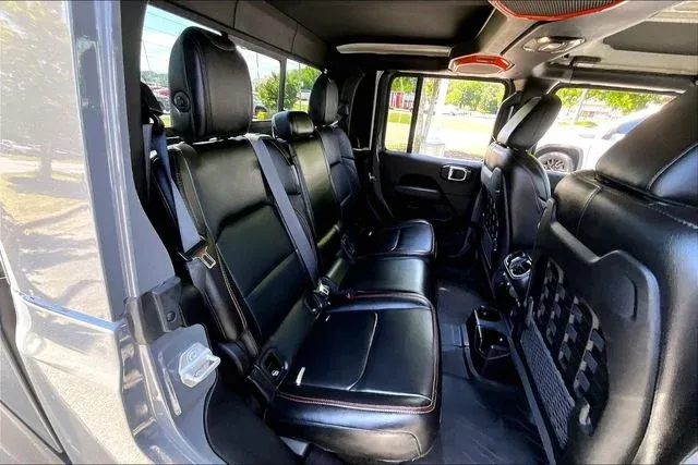 2020 Jeep Gladiator Mojave thumbnail 20