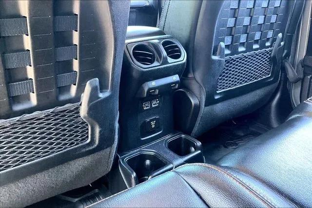 2020 Jeep Gladiator Mojave thumbnail 22