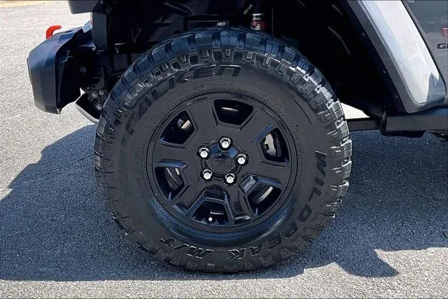 2020 Jeep Gladiator Mojave thumbnail 31
