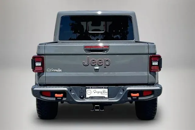 2020 Jeep Gladiator Mojave thumbnail 6