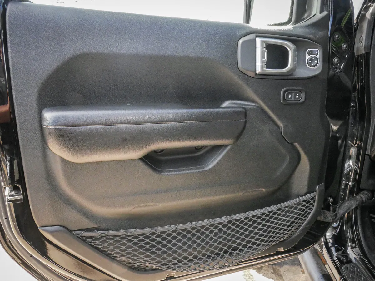 2020 Jeep Gladiator Sport S thumbnail 13