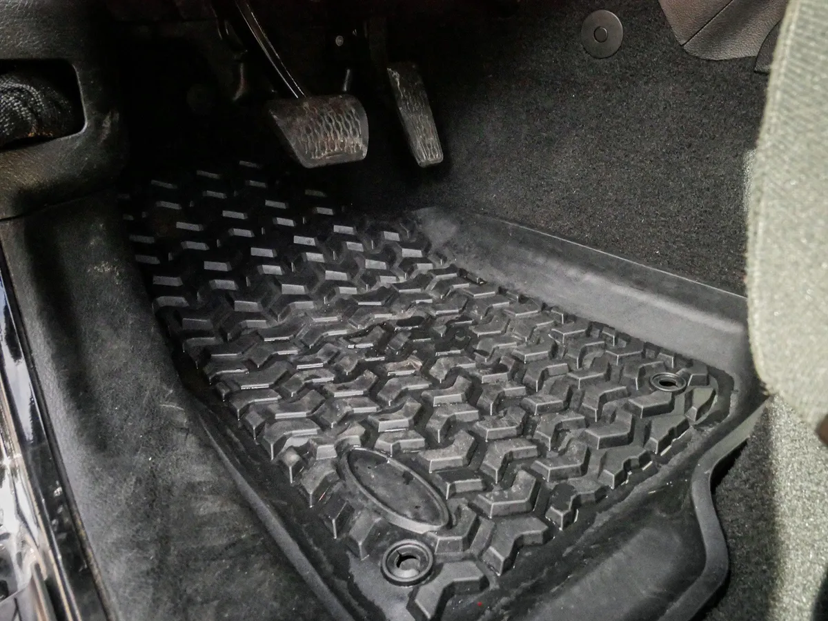 2020 Jeep Gladiator Sport S thumbnail 16