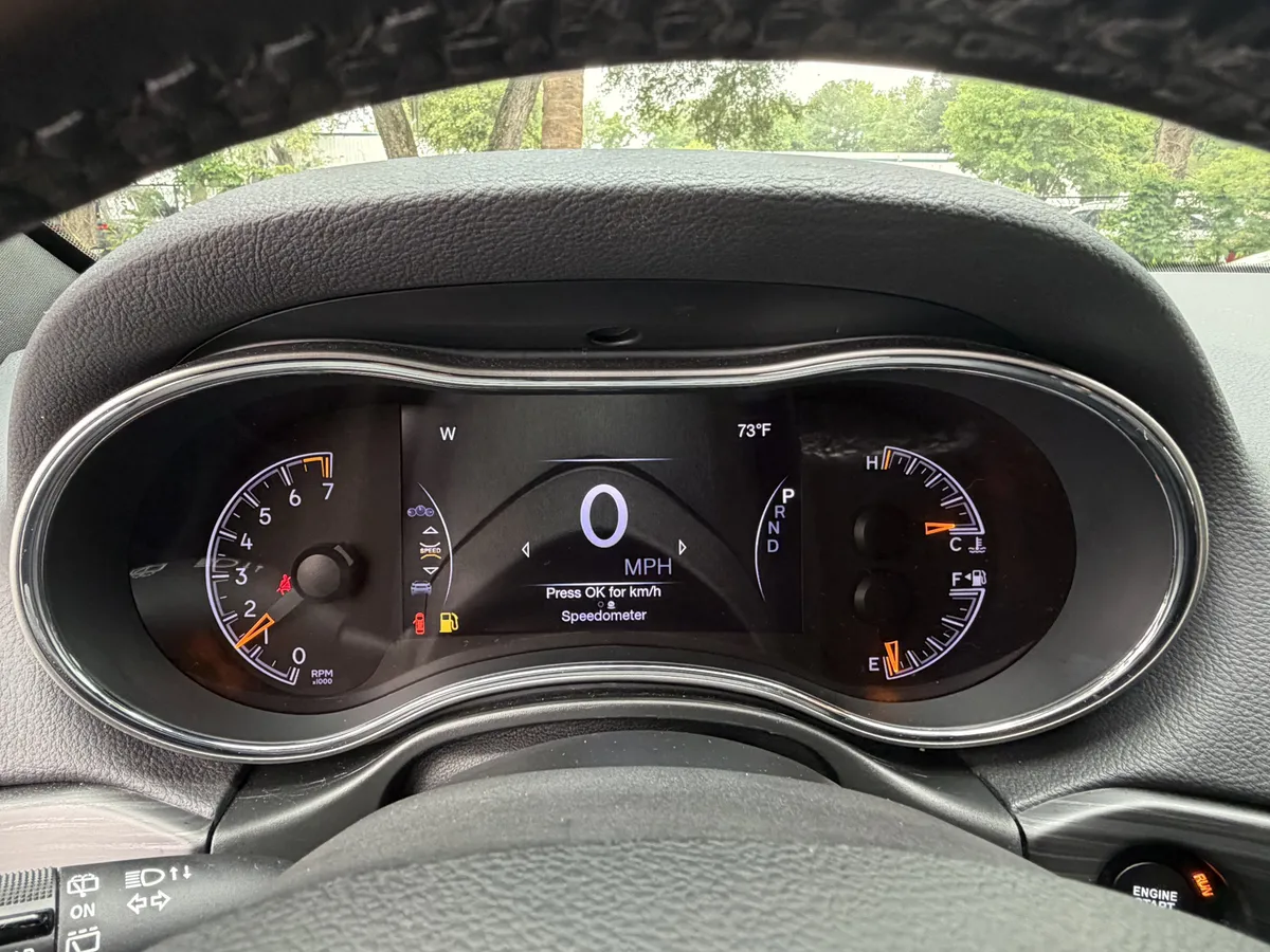 2020 Jeep Grand Cherokee Altitude thumbnail 21