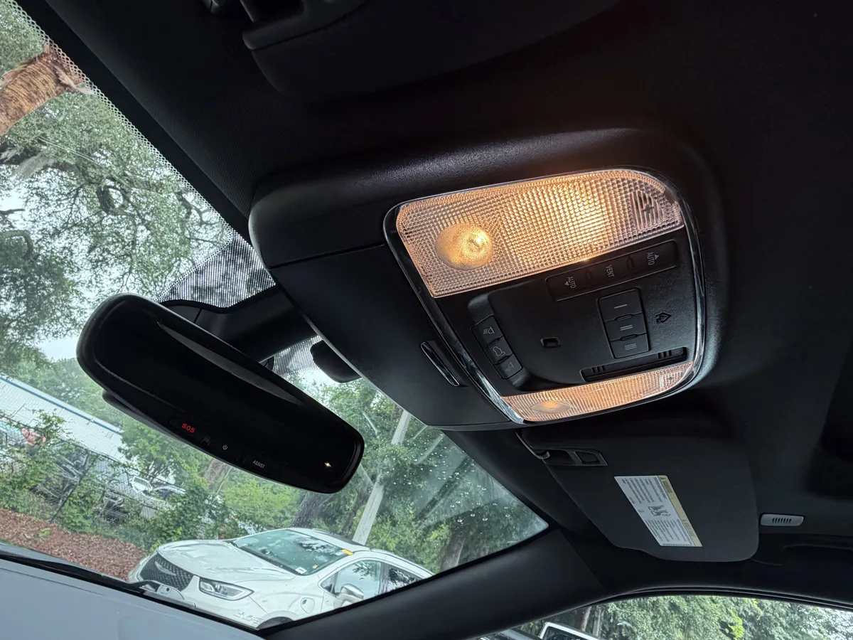 2020 Jeep Grand Cherokee Altitude thumbnail 29