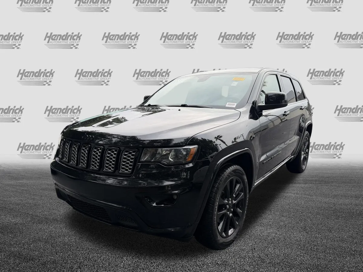 2020 Jeep Grand Cherokee Altitude thumbnail 4