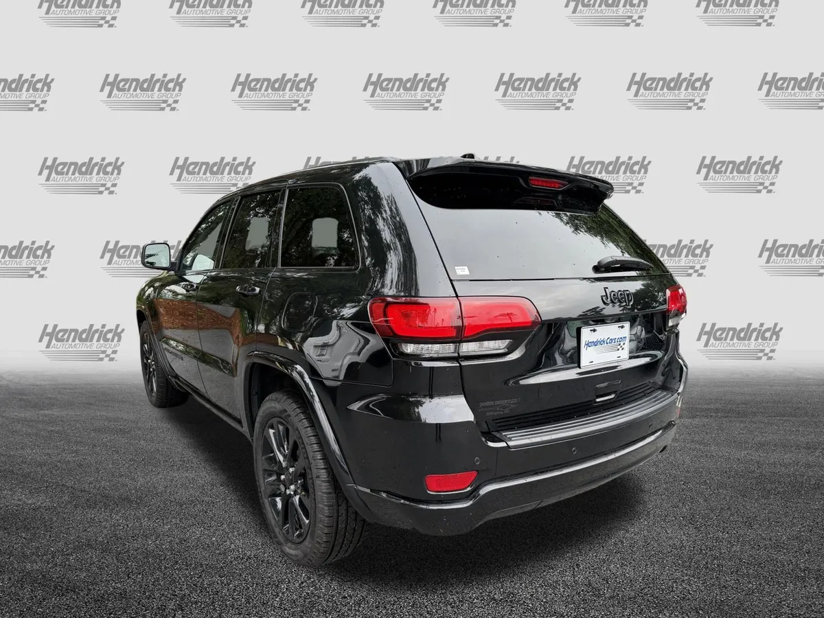 2020 Jeep Grand Cherokee Altitude thumbnail 6