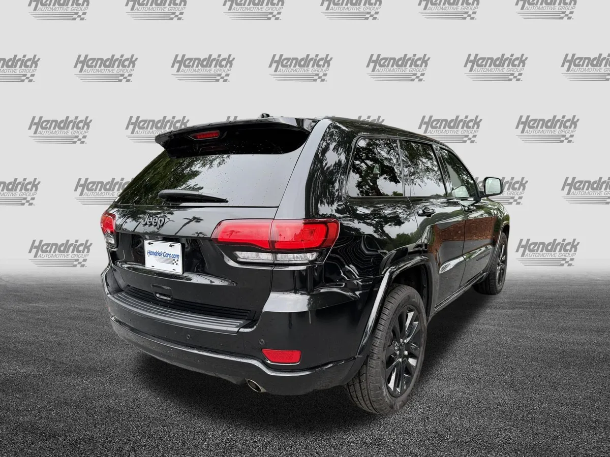 2020 Jeep Grand Cherokee Altitude thumbnail 8