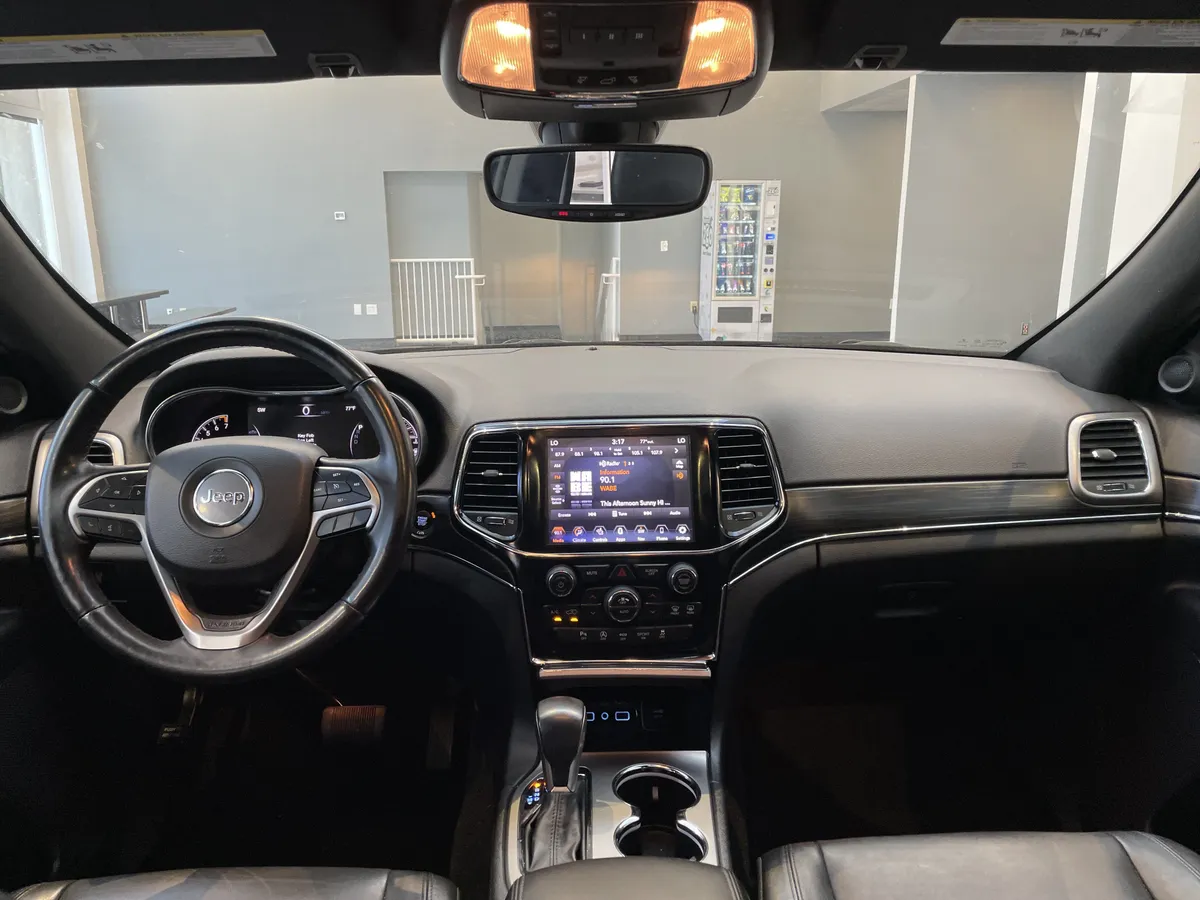 2020 Jeep Grand Cherokee Limited thumbnail 33