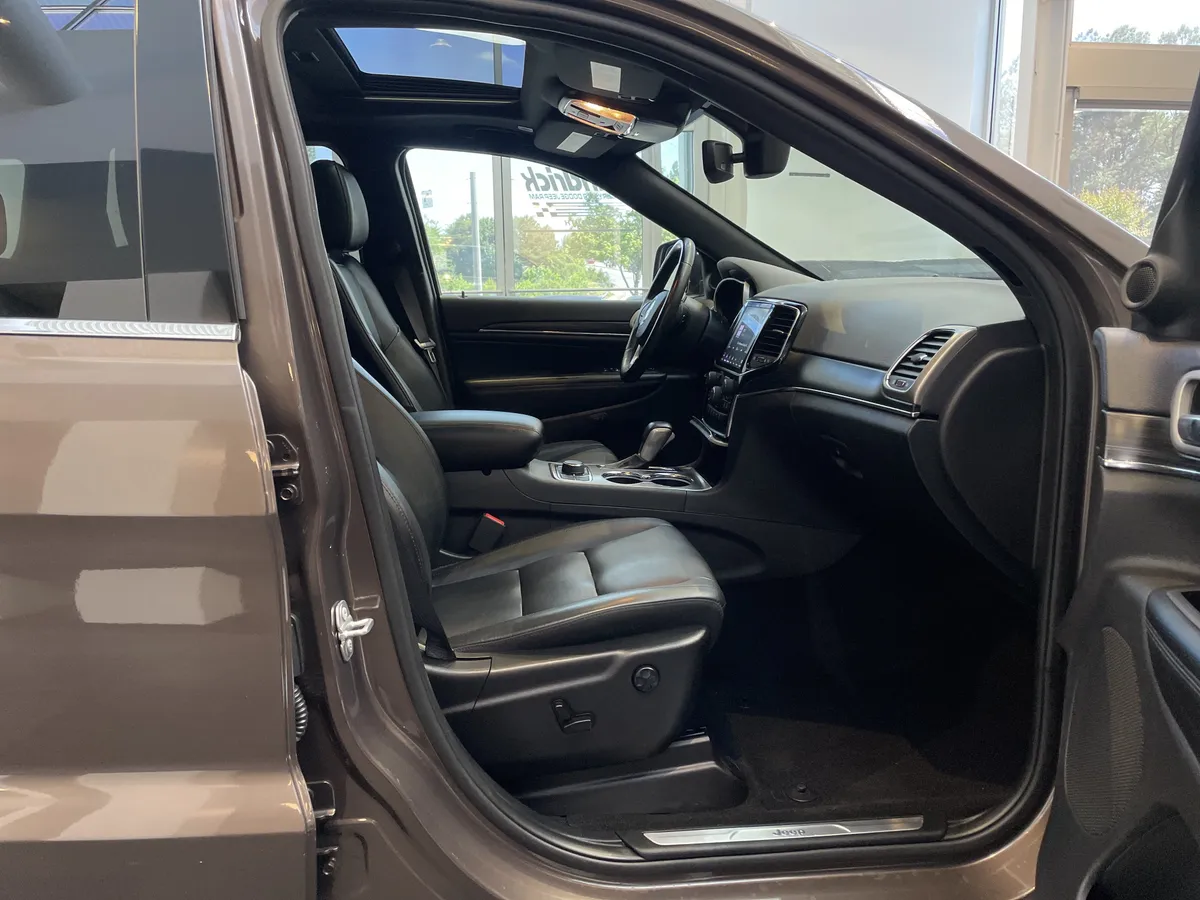2020 Jeep Grand Cherokee Limited thumbnail 37