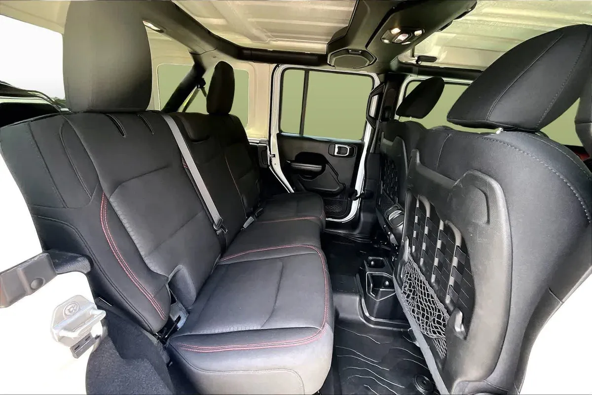 2020 Jeep Wrangler Unlimited Rubicon thumbnail 19