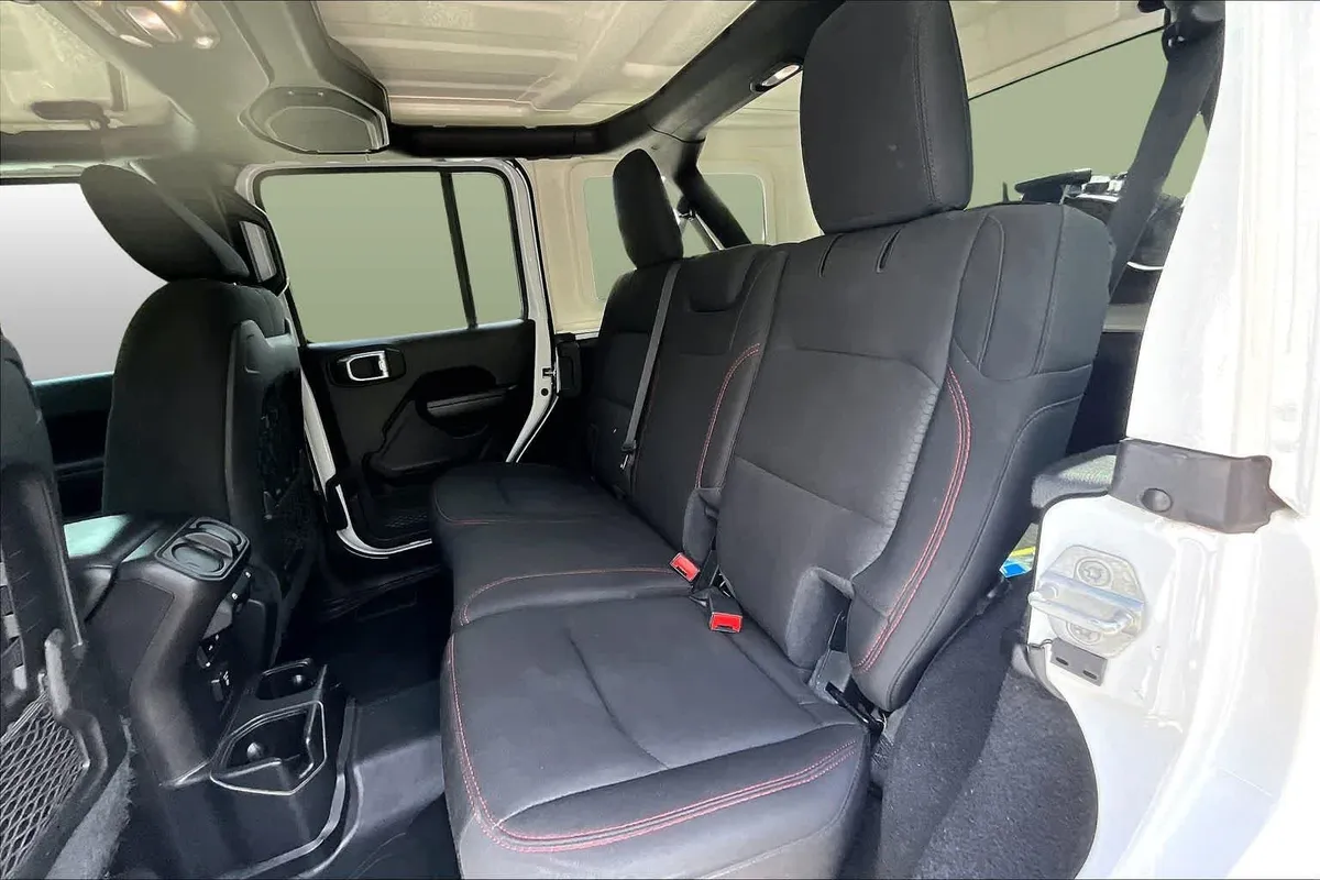 2020 Jeep Wrangler Unlimited Rubicon thumbnail 20
