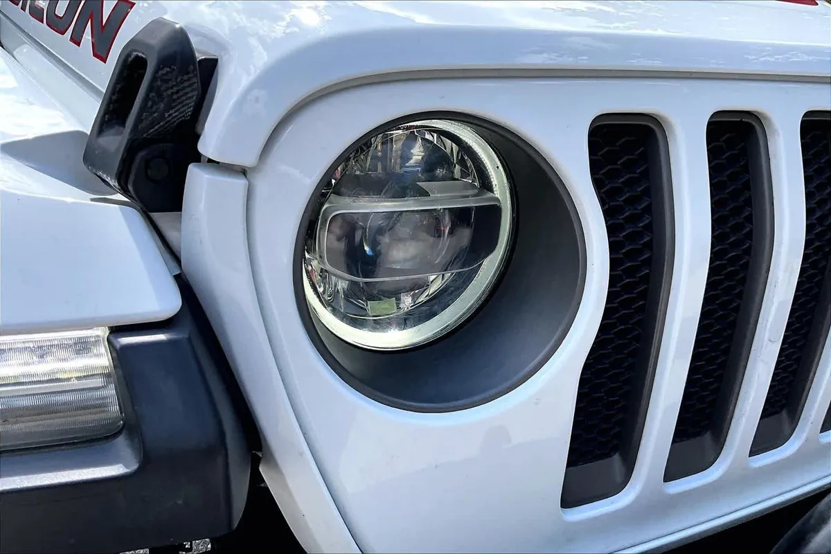 2020 Jeep Wrangler Unlimited Rubicon thumbnail 26
