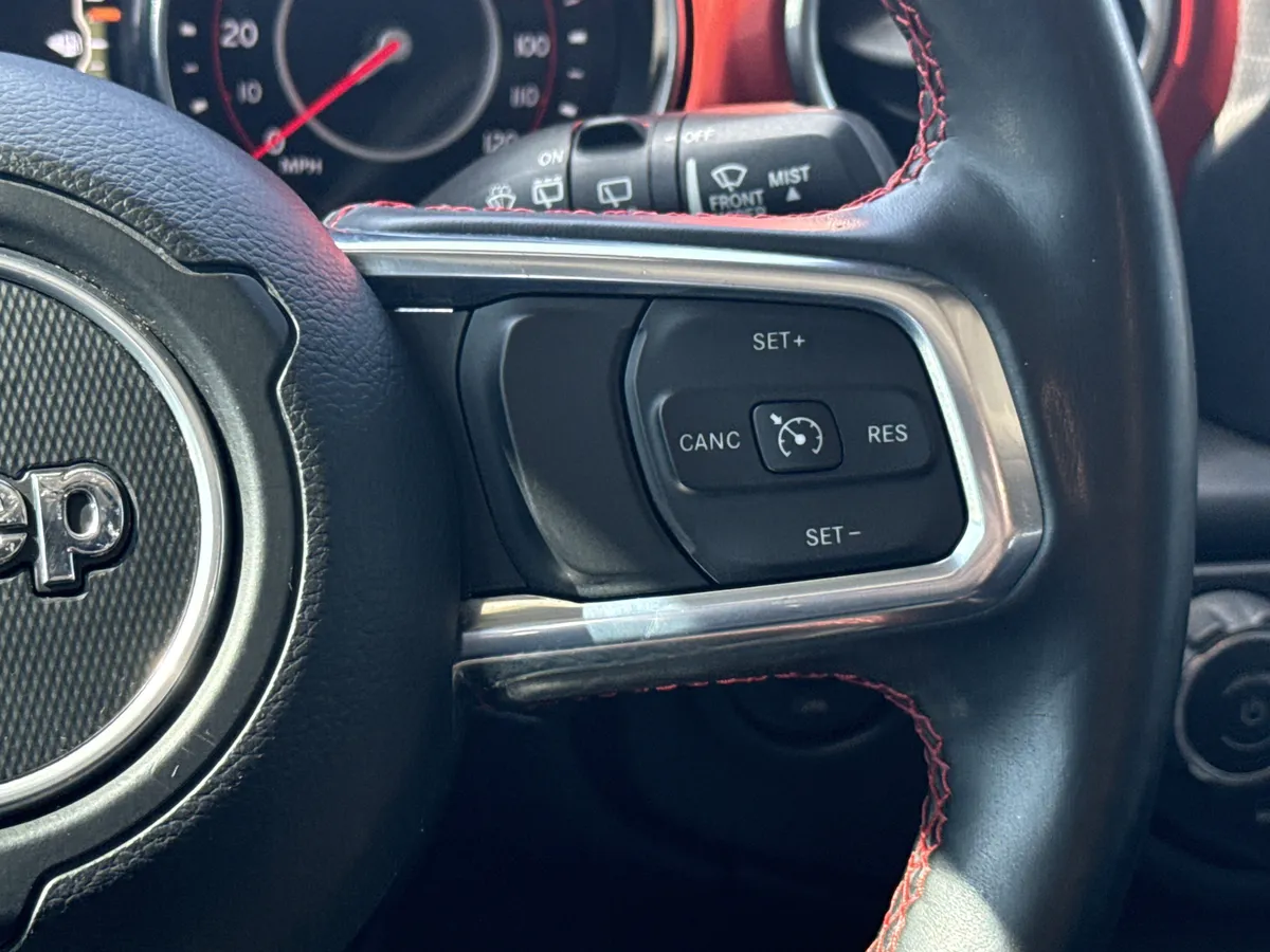 2020 Jeep Wrangler Unlimited Rubicon thumbnail 3