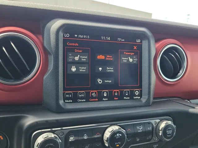 2020 Jeep Wrangler Unlimited Rubicon thumbnail 22