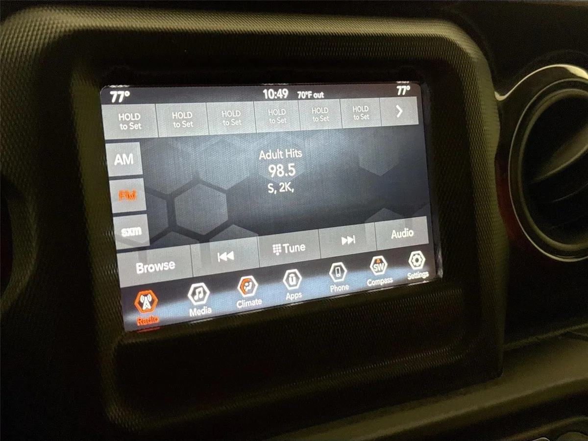 2020 Jeep Wrangler Unlimited Sport Altitude thumbnail 21