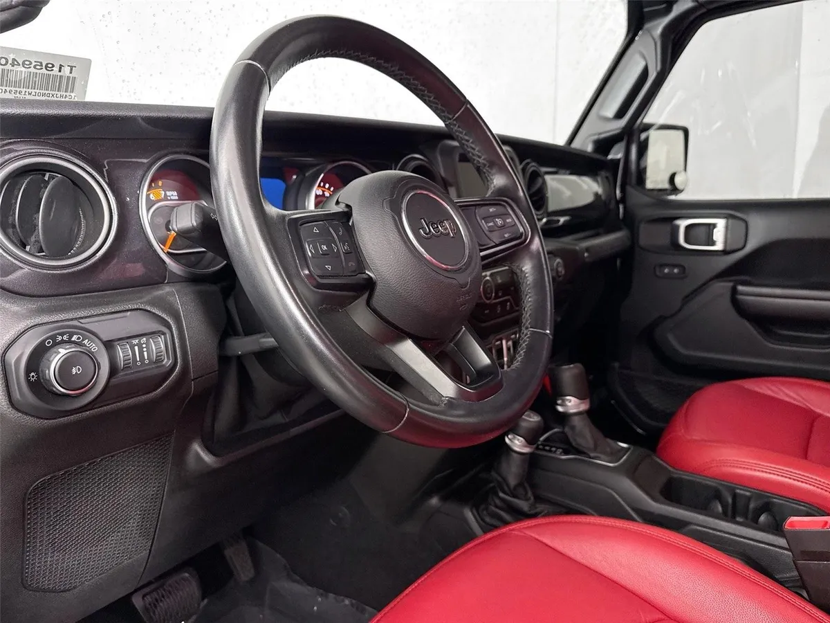 2020 Jeep Wrangler Unlimited Sport Altitude thumbnail 4