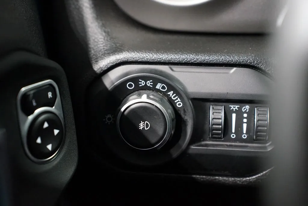 2020 Jeep Wrangler Unlimited Sport S thumbnail 24