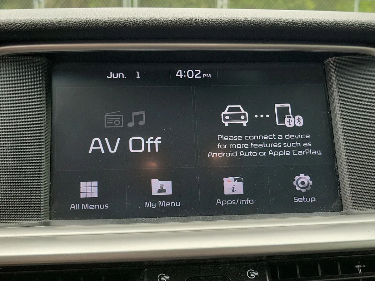2020 Kia Optima LX thumbnail 22