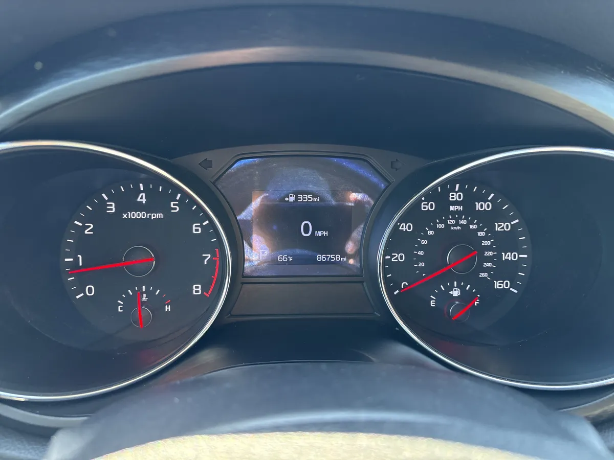 2020 Kia Sedona EX thumbnail 24