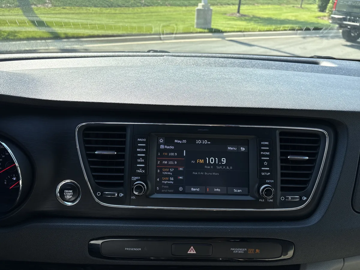 2020 Kia Sedona EX thumbnail 27